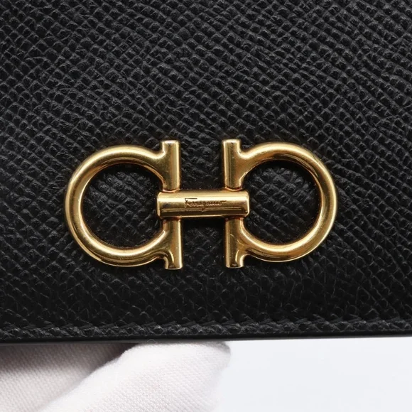 Salvatore Ferragamo Gancini compact LIKE NEW! - Picture 12 of 16